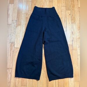 Wilfred Black Bottoms #696